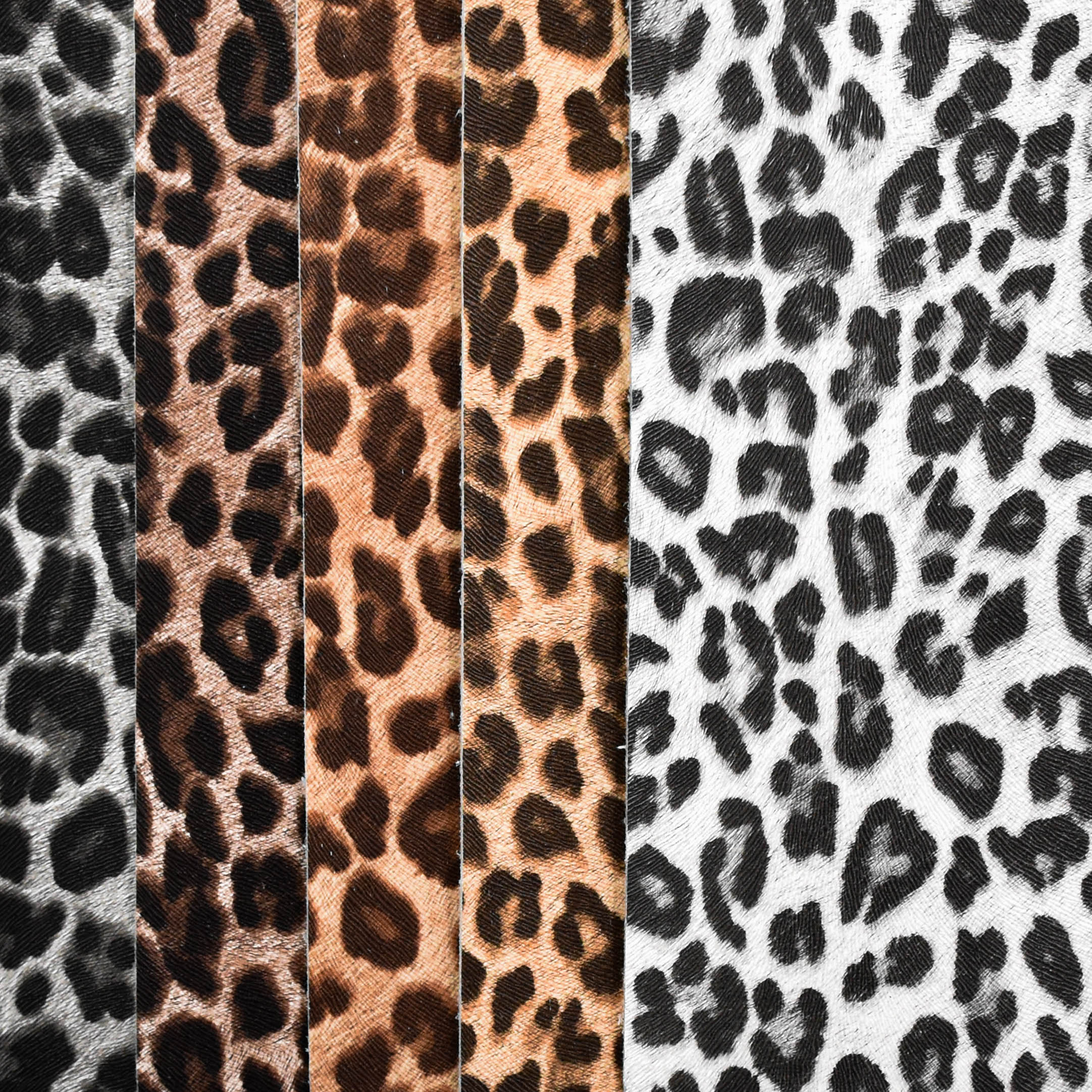 Leopard print printed PVC artificial leather is used for shoes