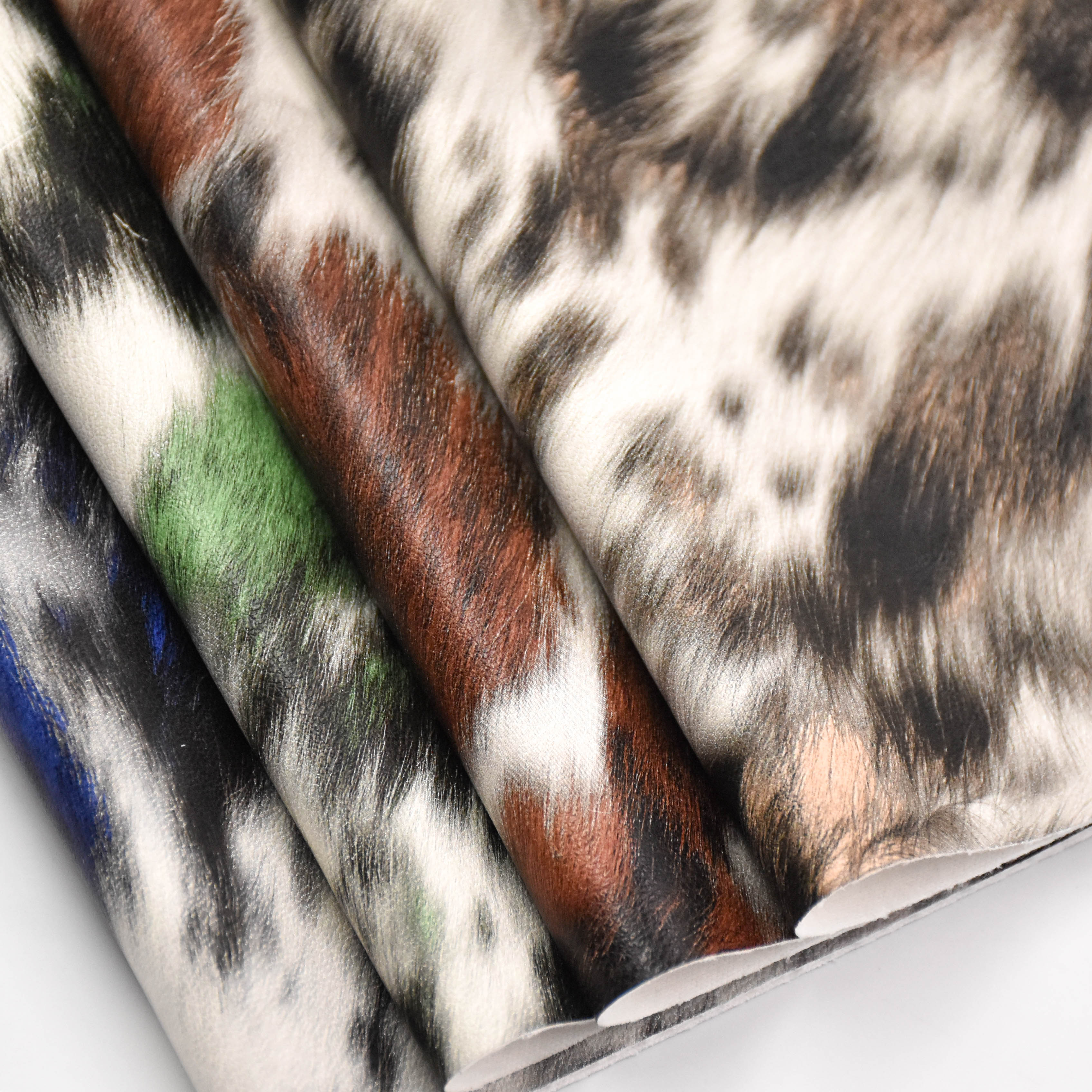 Super soft patterned printed PU leather is used for Garment