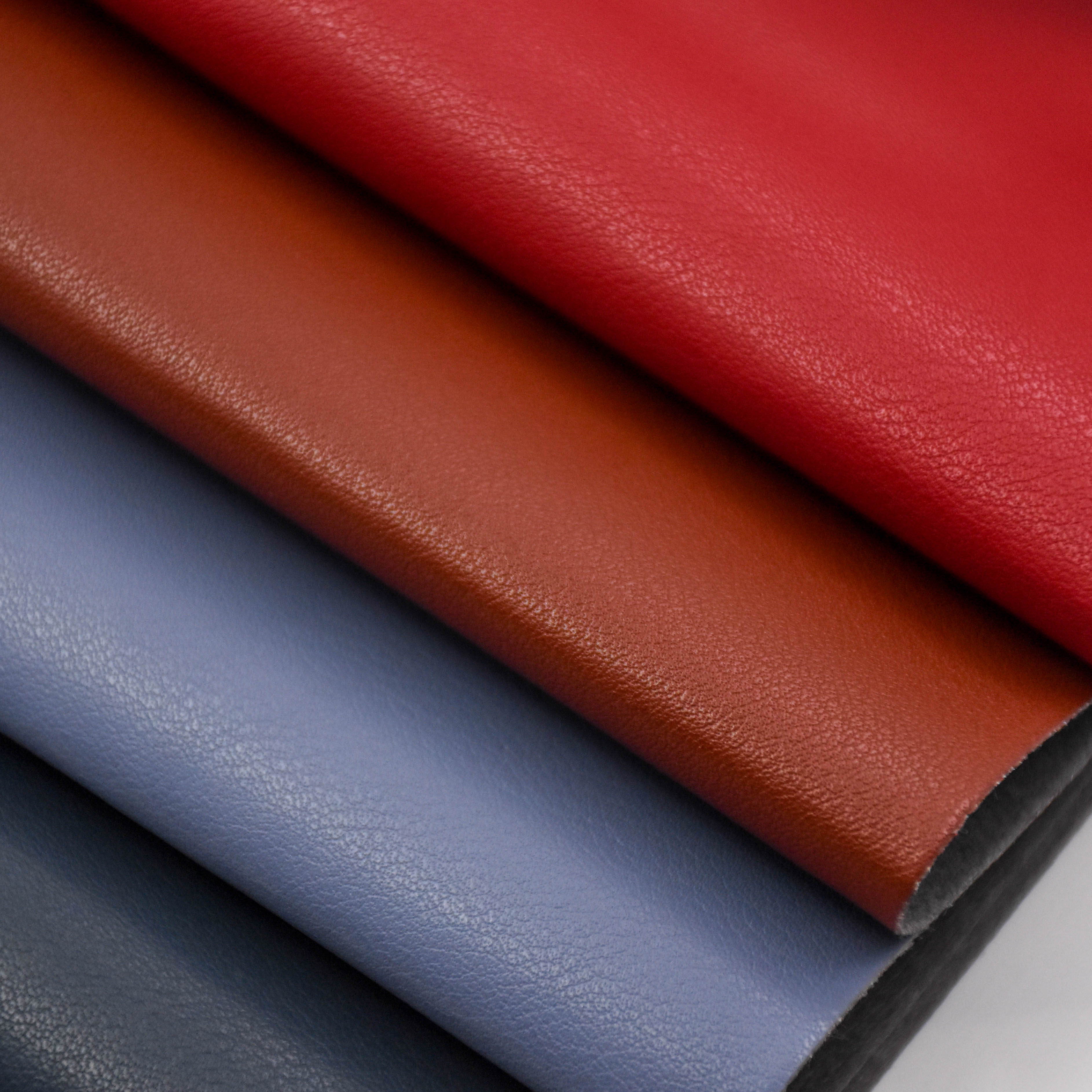 Artificial leather with spunlace soles is used for notebook