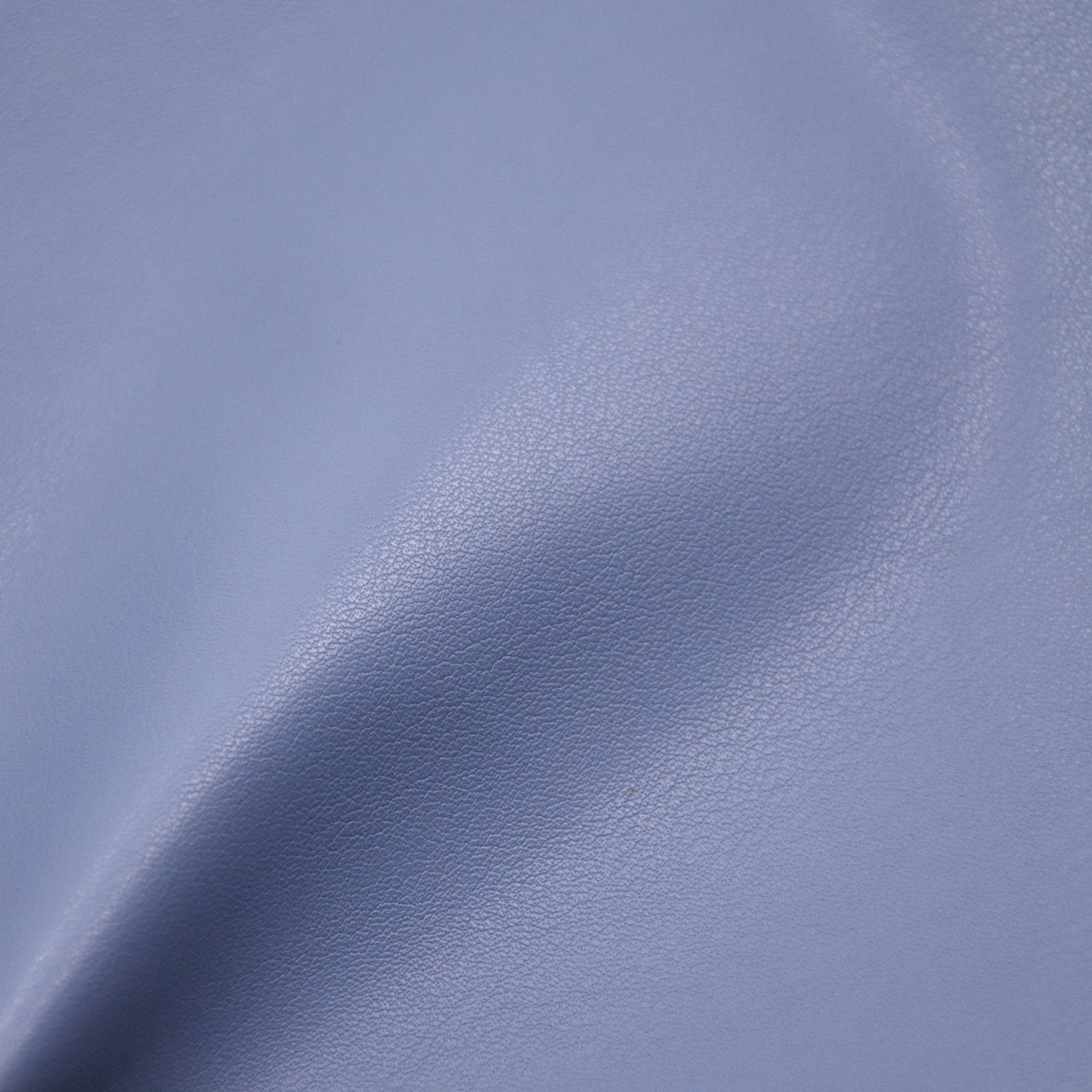 Artificial leather with spunlace soles is used for notebook