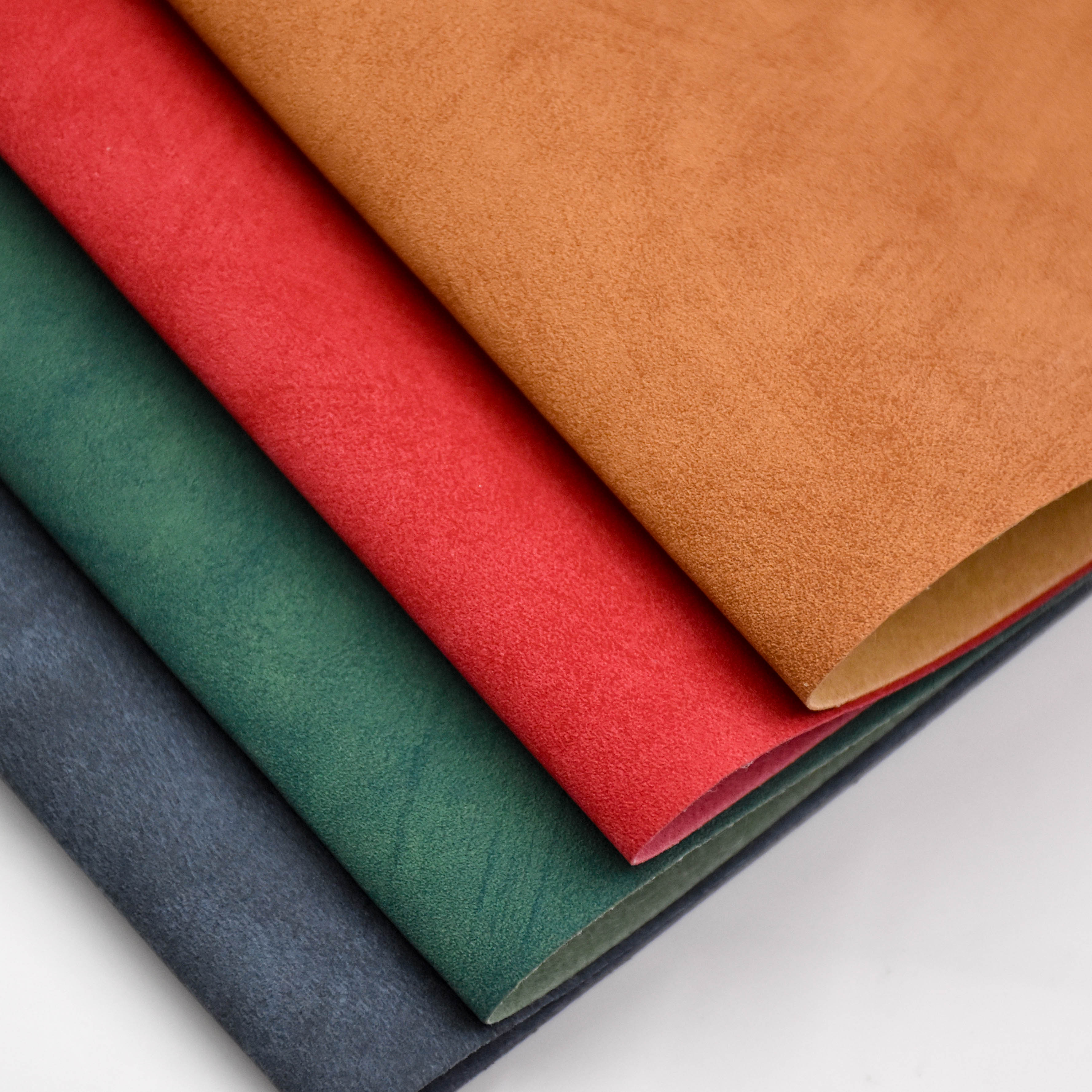 Artificial leather with spunlace soles is used for notebooks